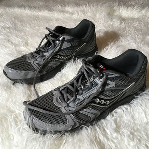 Size 11 Gray/Red Saucony Oasis Shoes